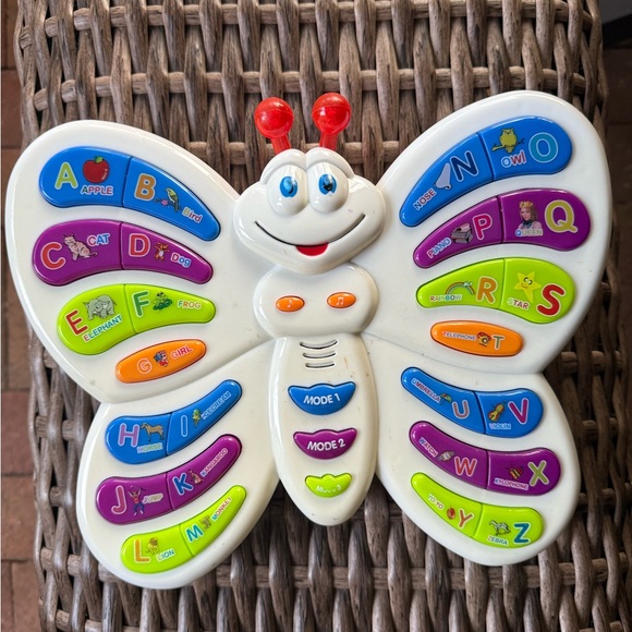 Interactive Butterfly Learning Toy - Picture 1 of 4
